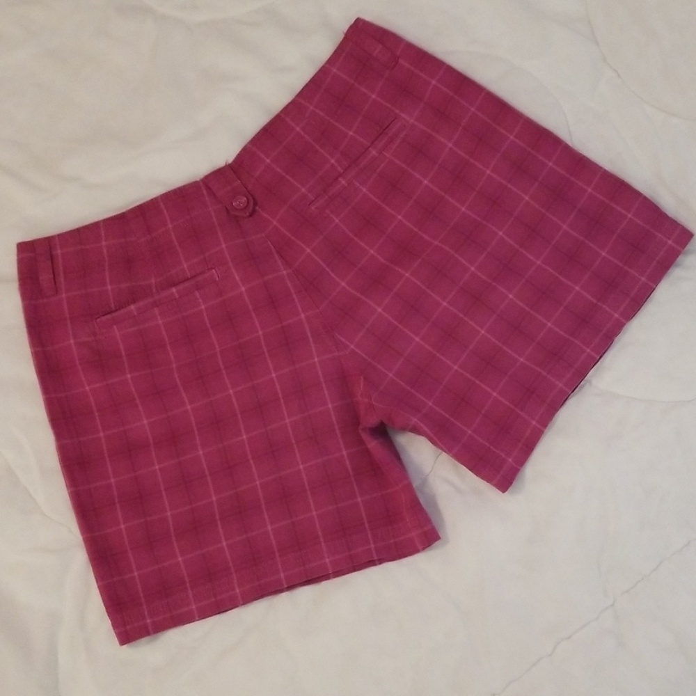 Shorts - Picture 2 of 6